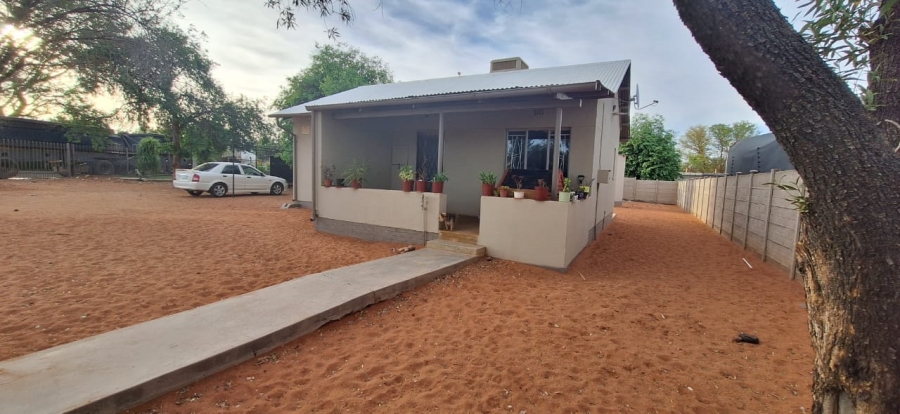 2 Bedroom Property for Sale in Flora Park Northern Cape